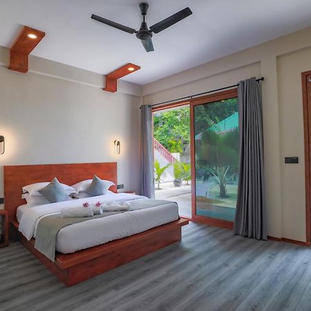 Sunny Breeze View Hotel Hangnaameedhoo Eksteriør billede