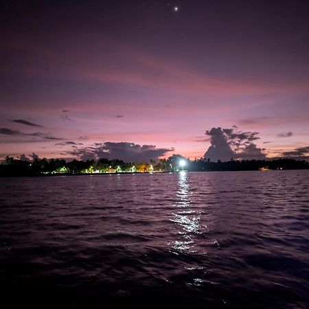 Sunny Breeze View Hotel Hangnaameedhoo Eksteriør billede